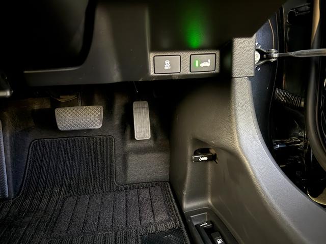 ターボ★センターディスプレイ★バックカメラ★アクティブリヤスポイラー★ＨＫＳ車高調★柿本改マフラー★スマートキー★ＬＥＤオートライト　ＥＴＣ★パドルシフト★ロールトップ★無限グリル★Ｂｌｕｅｔｏｏｔｈ