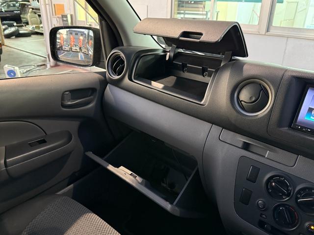 ＮＶ３５０キャラバンバン ロングＤＸターボ★４ＷＤ★ＥＸパック★純正ナビ★バックカメラ　★ディーゼルエンジン★ターボモデル★切り替え４ＷＤ★９人乗り★ワンオーナー★ロングボディ★スライドドア★キーレスキー★純正ＳＤナビ★フルセグ★ＣＤ★バックカメラ★ビルドインＥＴＣ★エアコン★（77枚目）
