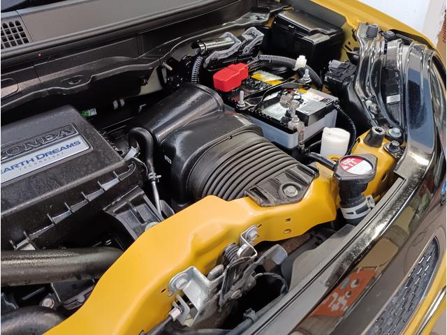 Ｎ－ＯＮＥ ＲＳ★６ＭＴ☆ギャザーズ８型ナビ★フルセグ★エアロパーツ★　ＳＰＯＯＮ足回り　フジツボマフラー　無限ドアプロテクター　社外エアロパーツ　Ｉ／Ｃターボ　前後ドラレコ　ビルトインＥＴＣ　専用１５インチアルミ　ギャザーズ８型ナビ　フルセグ　バックカメラ　ＬＥＤライト（24枚目）