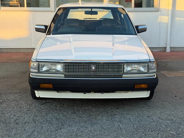 マークIIワゴン LG★RSワタナベ8スポークアルミ★実走行3.0万km★ ★エアコン★パワステ★純正フロアーマット★カスタムベースにオススメ★マットブラックバンパー★1G-EUエンジン直列6気筒130馬力★初期モデル★RSワタナベエイトスポークアルミ★走行30109km★(11枚目)