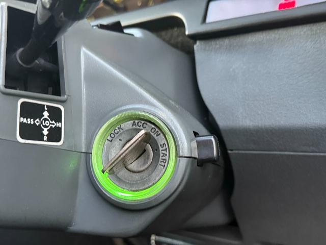 マークIIワゴン LG★RSワタナベ8スポークアルミ★実走行3.0万km★ ★エアコン★パワステ★純正フロアーマット★カスタムベースにオススメ★マットブラックバンパー★1G-EUエンジン直列6気筒130馬力★初期モデル★RSワタナベエイトスポークアルミ★走行30109km★(71枚目)