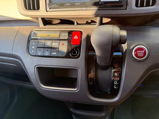 Ｎ－ＯＮＥ スタンダード★ＳＤナビ★フルセグ★バックカメラ★ドラレコ★　イクリプスＳＤナビ　フルセグＴＶ　バックカメラ　Ｂｌｕｅｔｏｏｔｈオーディオ　スマートキー　プッシュスタート　ＥＴＣ　ドラレコ　運転席アームレスト　トラクションコントロール　ＥＣＯＮ（59枚目）