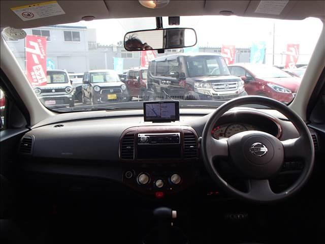 マーチ ハービー仕様★新品ホワイトレタータイヤ★メッキホイールカバー　カロッェリアナビ★地デジＴＶ★ＥＴＣ★スマートキー★プッシュスタート★ハービー仕様★新品ホワイトレタータイヤ★メッキホイールカバー★丸目ヘッドライト★メッキバンパーガード★ＥＴＣ★ウッドパネル★（18枚目）