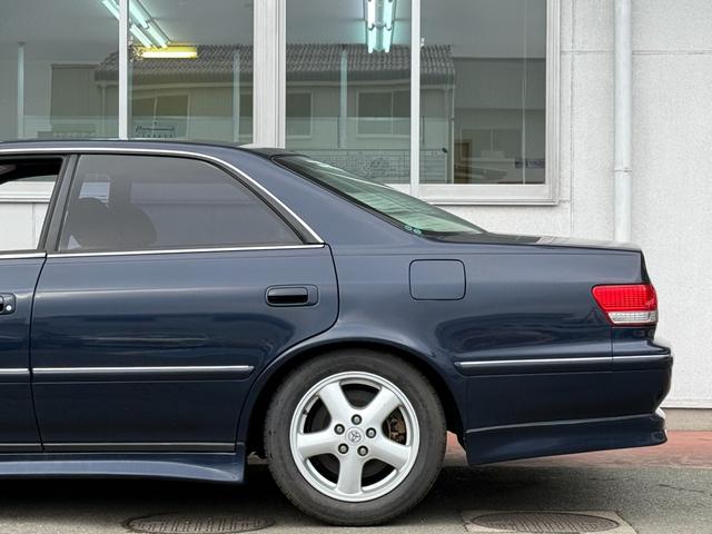 マークII ツアラーＶ★純正フルエアロ★ターボ★ＴＥＩＮ車高調★修復歴無　★ＢＮスポーツワイドフェンダー★純正エアロパーツ★ＨＩＤライト★ＴＥＩＮ車高調★カーボン調パネル★キーレスキー★ＶＶＴ－Ｉエンジン１ＪＺ－ＧＴＥ★純正アルミホイール★ノーマルルック★オークション評価４（24枚目）