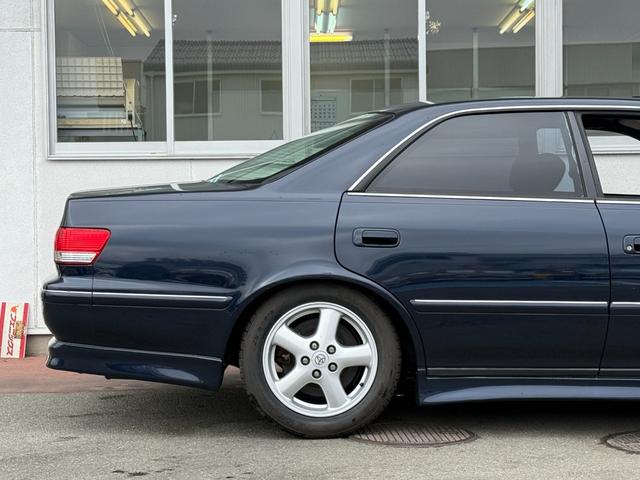 マークII ツアラーＶ★純正フルエアロ★ターボ★ＴＥＩＮ車高調★修復歴無　★ＢＮスポーツワイドフェンダー★純正エアロパーツ★ＨＩＤライト★ＴＥＩＮ車高調★カーボン調パネル★キーレスキー★ＶＶＴ－Ｉエンジン１ＪＺ－ＧＴＥ★純正アルミホイール★ノーマルルック★オークション評価４（28枚目）