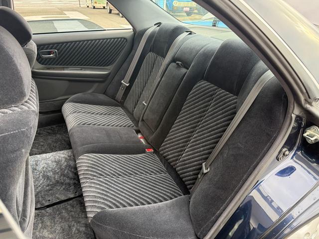 マークII ツアラーＶ★純正フルエアロ★ターボ★ＴＥＩＮ車高調★修復歴無　★ＢＮスポーツワイドフェンダー★純正エアロパーツ★ＨＩＤライト★ＴＥＩＮ車高調★カーボン調パネル★キーレスキー★ＶＶＴ－Ｉエンジン１ＪＺ－ＧＴＥ★純正アルミホイール★ノーマルルック★オークション評価４（62枚目）