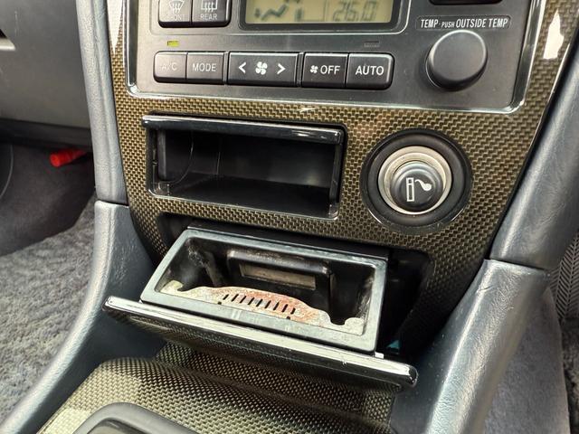 マークII ツアラーＶ★純正フルエアロ★ターボ★ＴＥＩＮ車高調★修復歴無　★ＢＮスポーツワイドフェンダー★純正エアロパーツ★ＨＩＤライト★ＴＥＩＮ車高調★カーボン調パネル★キーレスキー★ＶＶＴ－Ｉエンジン１ＪＺ－ＧＴＥ★純正アルミホイール★ノーマルルック★オークション評価４（70枚目）