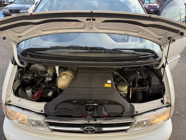 エスティマ ホワイトパールセレクション★スーパーチャージャー★４ＷＤ★　ツインムーンルーフ　社外フルエアロ＆ドアパネル　ＫＹＢショック　禁煙車　ＥＴＣ　バックカメラ　リヤヒーター　ＰＲＡＶＡアルミホイール　イージークロージャードア　キーレスキー　走行５．９万ｋｍ修復歴無（40枚目）