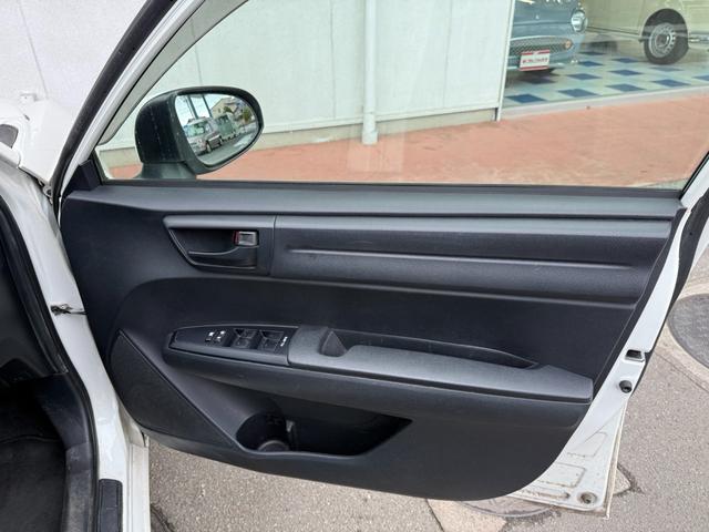 リューギワゴン １５ＳＴ★ワンオーナー車★ＳＤナビ★フルセグ★ＥＴＣ★　前後ドラレコ　丸目ＬＥＤヘッドライト　レーンディパーチャーアラート　プリクラッシュセーフティ　Ｂｌｕｅｔｏｏｔｈオーディオ　メッキグリル　アイドリングストップ　専用マット　ルーフスポイラー　ＥＴＣ（48枚目）