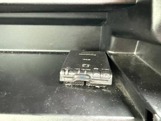 リューギワゴン １５ＳＴ★ワンオーナー車★ＳＤナビ★フルセグ★ＥＴＣ★　前後ドラレコ　丸目ＬＥＤヘッドライト　レーンディパーチャーアラート　プリクラッシュセーフティ　Ｂｌｕｅｔｏｏｔｈオーディオ　メッキグリル　アイドリングストップ　専用マット　ルーフスポイラー　ＥＴＣ（80枚目）