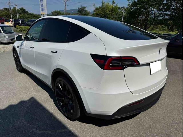 モデルＹ ＲＷＤ　ＥＴＣ　バックカメラ　サイドカメラ　クリアランスソナー　オートクルーズコントロール　レーンアシスト　衝突被害軽減システム　サンルーフ　ナビ　ＴＶ　ＬＥＤヘッドランプ　電動リアゲート　アルミホイール（16枚目）
