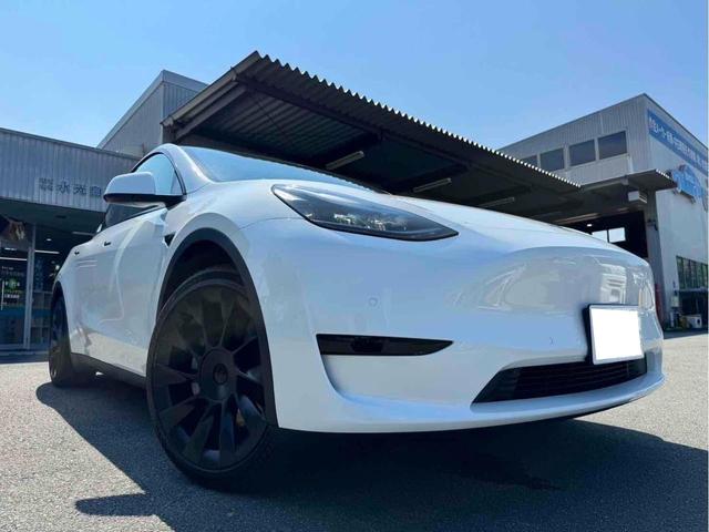 モデルＹ ＲＷＤ　ＥＴＣ　バックカメラ　サイドカメラ　クリアランスソナー　オートクルーズコントロール　レーンアシスト　衝突被害軽減システム　サンルーフ　ナビ　ＴＶ　ＬＥＤヘッドランプ　電動リアゲート　アルミホイール（22枚目）