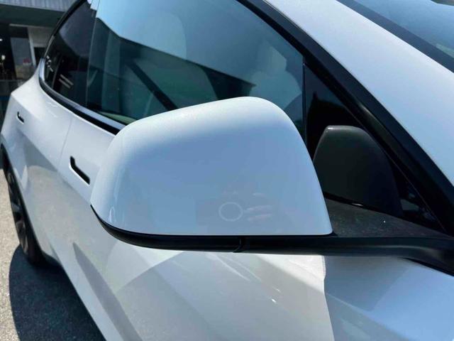 モデルＹ ＲＷＤ　ＥＴＣ　バックカメラ　サイドカメラ　クリアランスソナー　オートクルーズコントロール　レーンアシスト　衝突被害軽減システム　サンルーフ　ナビ　ＴＶ　ＬＥＤヘッドランプ　電動リアゲート　アルミホイール（24枚目）