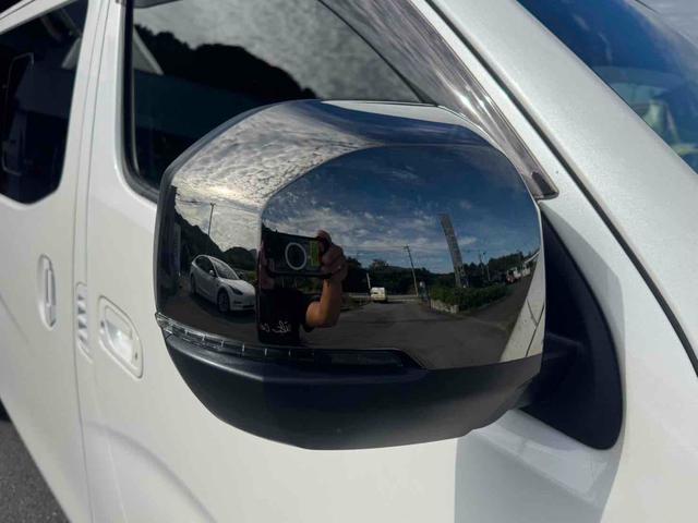 キャラバン 　４ＷＤ　ビルトインＥＴＣ　アラウンドビューモニター　ブラックレザーシート　クリアランスソナー　両側スライドドア　純正ディスプレイオーディオ　ＬＥＤヘッドランプ　純正１５インチアルミホイール　ＥＳＣ（34枚目）