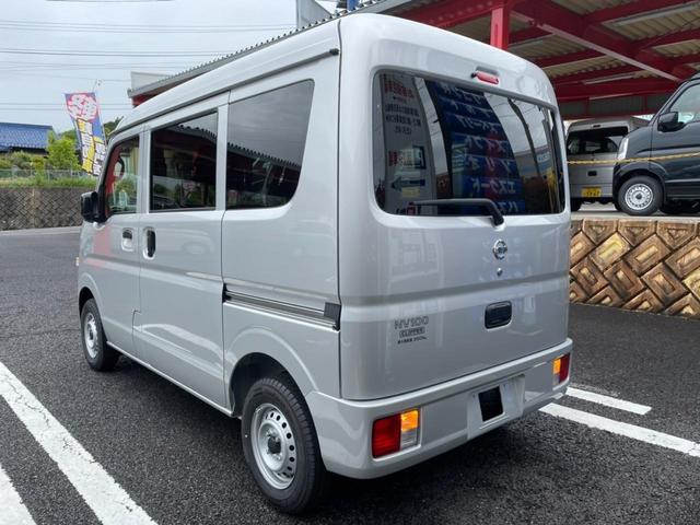 DX ハイルーフ・5AGS車・キーレス・スモークガラス・エアコン・パワステ・届出済未使用(11枚目)
