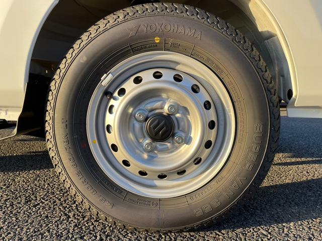 4WD・4AT・エアコン・パワステ・衝突被害軽減ブレーキ・両席エアバッグ・オートライト・オートハイビーム・アイドリングストップ・届出済未使用車(24枚目)