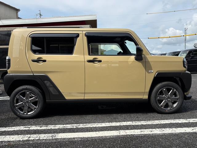 タフト Ｇ　ダーククロムベンチャー　軽ＳＵＶ・届出済未使用車・ガラスルーフ・ルーフレール・シートヒーター・スマートアシスト・スマートキー・電動パーキング・バックカメラ・ＵＳＢソケット・ＬＥＤヘッドライト・フォグ・純正アルミ（20枚目）