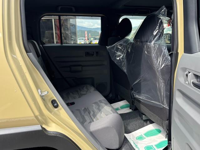 タフト Ｇ　ダーククロムベンチャー　軽ＳＵＶ・届出済未使用車・ガラスルーフ・ルーフレール・シートヒーター・スマートアシスト・スマートキー・電動パーキング・バックカメラ・ＵＳＢソケット・ＬＥＤヘッドライト・フォグ・純正アルミ（23枚目）