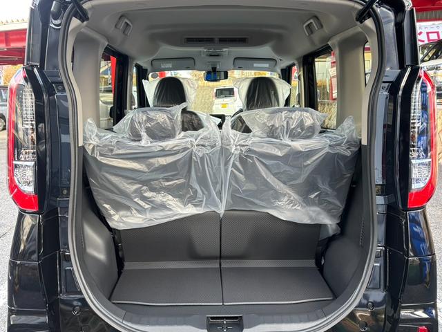 デリカミニ Ｔ　プレミアム　４ＷＤ・届出済未使用車・ターボ・両側パワースライド・マイパイロット・スマートキー・ＬＥＤ・フォグ・シートヒーター・デジタルルームミラー・衝突被害軽減ブレーキ・サーキュレーター・シートバックテーブル（29枚目）