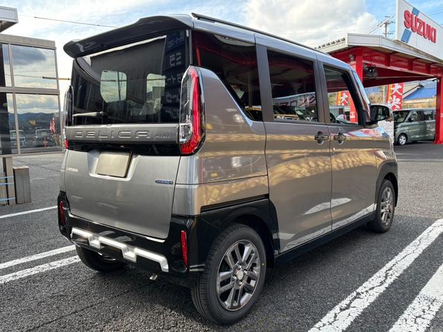 デリカミニ Ｔ　プレミアム　４ＷＤ・届出済未使用車・ターボ・両側パワースライド・マイパイロット・スマートキー・ＬＥＤ・フォグ・シートヒーター・デジタルルームミラー・衝突被害軽減ブレーキ・サーキュレーター・シートバックテーブル（24枚目）