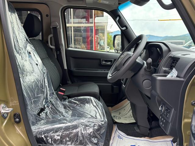 アトレー ＲＳ　４ＷＤ・届出済未使用車・ＣＶＴターボ・両側電動スライド・アダプティブクルーズコントロール・ルーフコンソール・プッシュスタート・オートエアコン・ＬＥＤヘッド・フォグ・リアヒーター・ＵＳＢ・バックカメラ（25枚目）