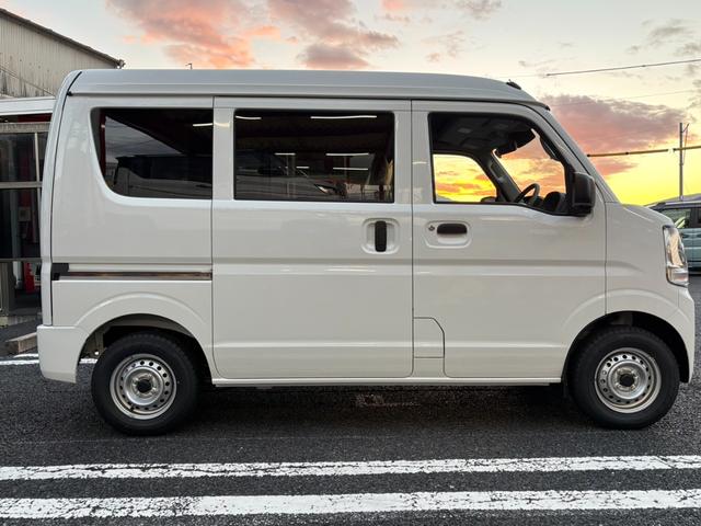 ミニキャブバン Ｍ　届出済未使用車・ＣＶＴ・エブリィＯＥＭ・４ＷＤ・ＰＡリミテッド・衝突被害軽減ブレーキ・軽バン・コーナーセンサー・オートライト・オートマチックハイビーム・ＵＳＢソケット・ＡＭ／ＦＭラジオ・フルフラット（24枚目）