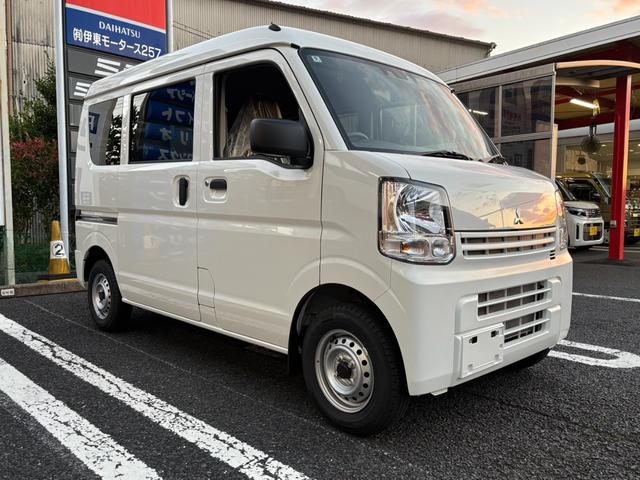 ミニキャブバン Ｍ　届出済未使用車・ＣＶＴ・エブリィＯＥＭ・４ＷＤ・ＰＡリミテッド・衝突被害軽減ブレーキ・軽バン・コーナーセンサー・オートライト・オートマチックハイビーム・ＵＳＢソケット・ＡＭ／ＦＭラジオ・フルフラット（69枚目）