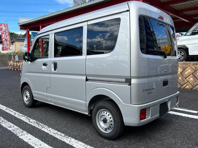 ミニキャブバン Ｅ　ハイルーフ・５ＭＴ・４ＷＤ・届出済未使用車・パーキングセンサー・ＡＭ／ＦＭラジオ・エアコン・パワステ・スライドドア・フルフラットシート・両席エアバッグ・オートライト・シガーソケット（71枚目）