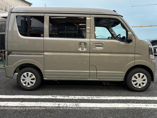 エブリイ ジョイン　ハイルーフ・４ＷＤ・ＣＶＴ・届出済未使用車・現行型・ＬＥＤヘッド・セーフティサポート・衝突被害軽減・スマートキー・パワーウインドウ・ＵＳＢソケット・シートヒーター・リアヒーター・イージークローザー（23枚目）