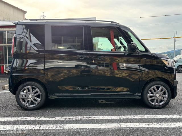 デリカミニ Ｔ　プレミアム　４ＷＤ・届出済未使用車・ターボ・両側パワースライド・マイパイロット・スマートキー・ＬＥＤ・フォグ・シートヒーター・デジタルルームミラー・衝突被害軽減ブレーキ・サーキュレーター・シートバックテーブル（28枚目）