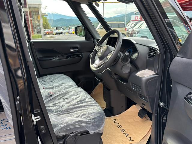 デリカミニ Ｔ　プレミアム　４ＷＤ・届出済未使用車・ターボ・両側パワースライド・マイパイロット・スマートキー・ＬＥＤ・フォグ・シートヒーター・デジタルルームミラー・衝突被害軽減ブレーキ・サーキュレーター・シートバックテーブル（30枚目）