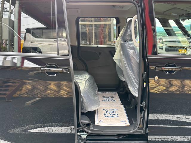 デリカミニ Ｔ　プレミアム　４ＷＤ・届出済未使用車・ターボ・両側パワースライド・マイパイロット・スマートキー・ＬＥＤ・フォグ・シートヒーター・デジタルルームミラー・衝突被害軽減ブレーキ・サーキュレーター・シートバックテーブル（31枚目）