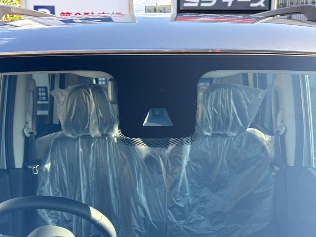 デリカミニ G プレミアム 両側電動スライド・4WD・届出済未使用車・マイパイロット・マルチアラウンドモニター・スマートキー・LED・ステアリングヒーター・シートヒーター・デジタルミラー・サーキュレーター・シートバックテーブル(14枚目)