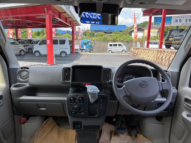 クリッパーバン ＧＸ　ハイルーフ・４ＷＤ・ＣＶＴ・届出済未使用車・現行型・エブリィＯＥＭ・ジョイン・スマートキー・ＬＥＤヘッド・イージークローザー・シートヒーター・衝突被害軽減ブレーキ・コーナーセンサー・ＵＳＢソケット（25枚目）