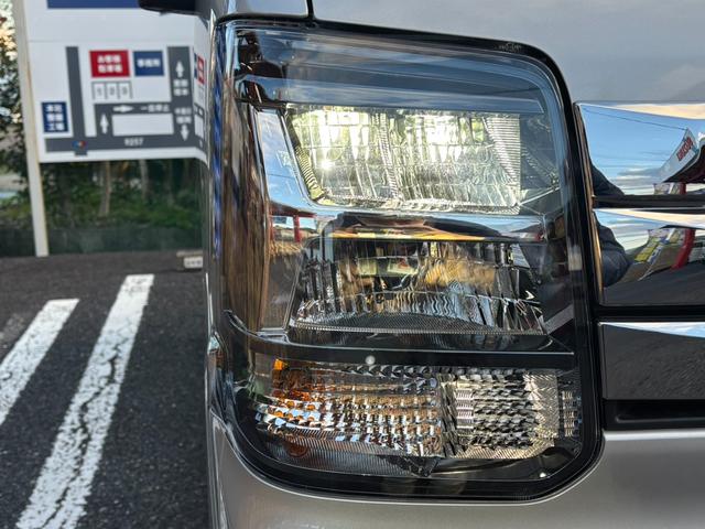 ＬＥＤヘッドランプで夜道も明るく照らします！