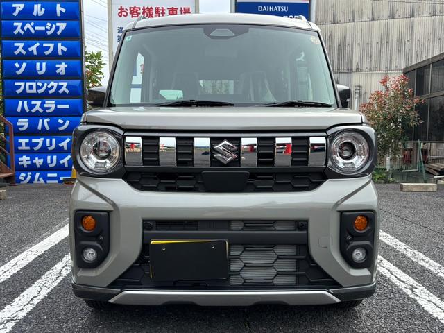 スペーシアギア ハイブリッドＸＺ　ターボ　４ＷＤ・ターボ・ハイブリッド・届出済未使用車・パドルシフト・オットマン・両側パワースライド・電動パーキング・ＵＳＢ・ステアリングヒーター・シートヒーター・ＬＥＤヘッド・フォグ・シーリングファン（10枚目）