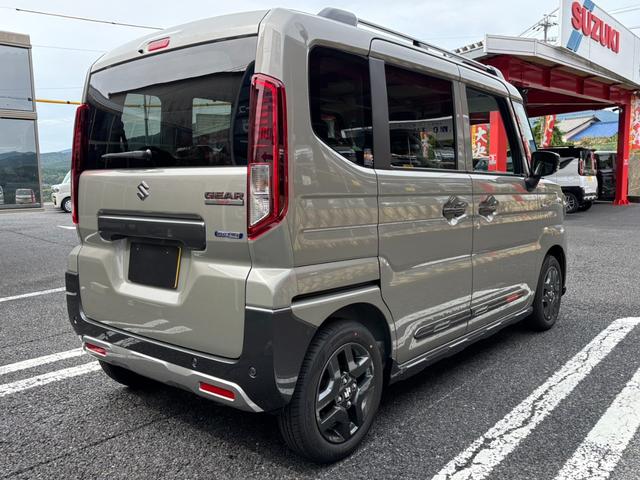 スペーシアギア ハイブリッドＸＺ　ターボ　４ＷＤ・ターボ・ハイブリッド・届出済未使用車・パドルシフト・オットマン・両側パワースライド・電動パーキング・ＵＳＢ・ステアリングヒーター・シートヒーター・ＬＥＤヘッド・フォグ・シーリングファン（22枚目）