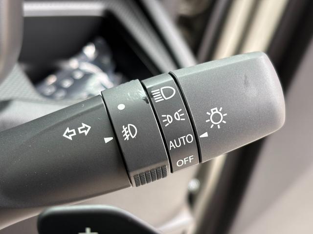 スペーシアギア ハイブリッドＸＺ　ターボ　４ＷＤ・ターボ・ハイブリッド・届出済未使用車・パドルシフト・オットマン・両側パワースライド・電動パーキング・ＵＳＢ・ステアリングヒーター・シートヒーター・ＬＥＤヘッド・フォグ・シーリングファン（37枚目）