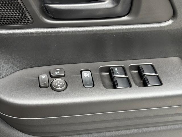 スペーシアギア ハイブリッドＸＺ　ターボ　４ＷＤ・ターボ・ハイブリッド・届出済未使用車・パドルシフト・オットマン・両側パワースライド・電動パーキング・ＵＳＢ・ステアリングヒーター・シートヒーター・ＬＥＤヘッド・フォグ・シーリングファン（49枚目）