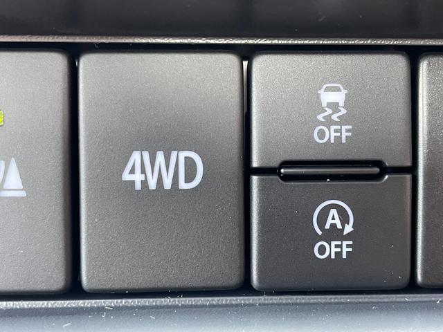 ミニキャブトラック Ｍ　４ＡＴ・４ＷＤ・届出済未使用車・キャリィトラックＯＥＭ・キーレス・パワーウインドウ・リアパーキングセンサー・オートライト・エアコン・パワステ・ＡＭ／ＦＭラジオ・両席エアバッグ・三方開・シガーソケット（13枚目）