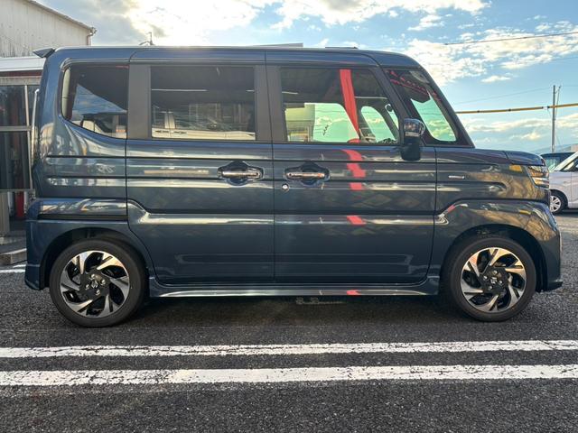 スペーシアカスタム ハイブリッドXSターボ 届出済未使用車・ターボ・4WD・両側電動・ハイブリッド・HUD・両側電動スライド・電動パーキング・オットマン・ステアリングヒーター・シートヒーター・LEDヘッド・フォグ・シーリングファン・後席テーブル(23枚目)