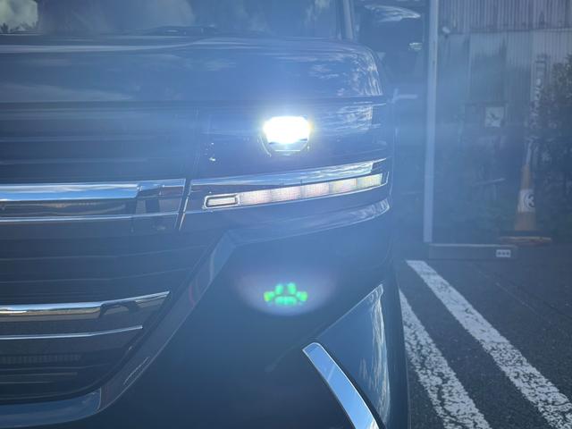 スペーシアカスタム ハイブリッドXSターボ 届出済未使用車・ターボ・4WD・両側電動・ハイブリッド・HUD・両側電動スライド・電動パーキング・オットマン・ステアリングヒーター・シートヒーター・LEDヘッド・フォグ・シーリングファン・後席テーブル(31枚目)