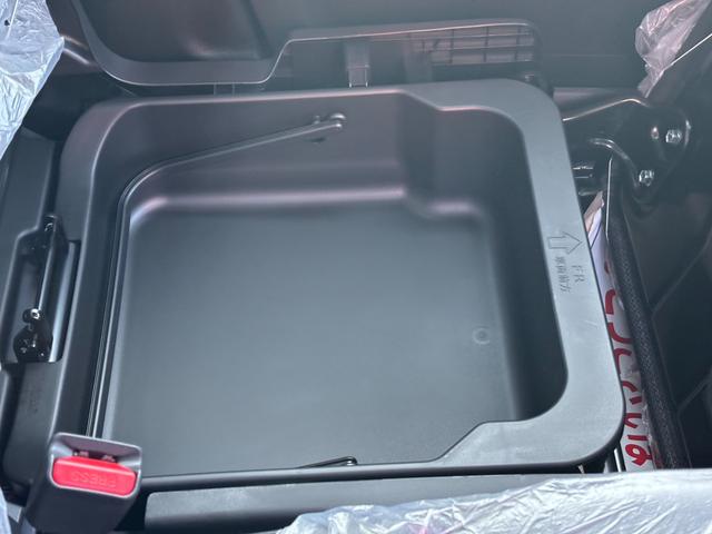 スペーシアカスタム ハイブリッドXSターボ 届出済未使用車・ターボ・4WD・両側電動・ハイブリッド・HUD・両側電動スライド・電動パーキング・オットマン・ステアリングヒーター・シートヒーター・LEDヘッド・フォグ・シーリングファン・後席テーブル(57枚目)