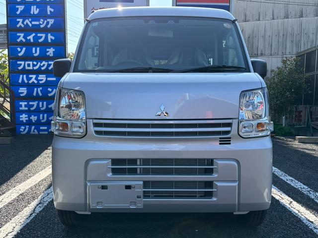 ミニキャブバン M 届出済未使用車・CVT・エブリィOEM・4WD・PAリミテッド・衝突被害軽減ブレーキ・軽バン・コーナーセンサー・オートライト・オートマチックハイビーム・USBソケット・AM/FMラジオ・フルフラット(10枚目)