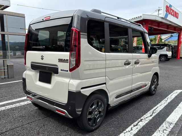 スペーシアギア ハイブリッドＸＺ　ターボ　ターボ・４ＷＤ・届出済未使用車・ハイブリッド・パドルシフト・オットマン・両側パワースライド・電動パーキング・ＵＳＢ・ステアリングヒーター・シートヒーター・ＬＥＤヘッド・フォグ・シーリングファン（22枚目）