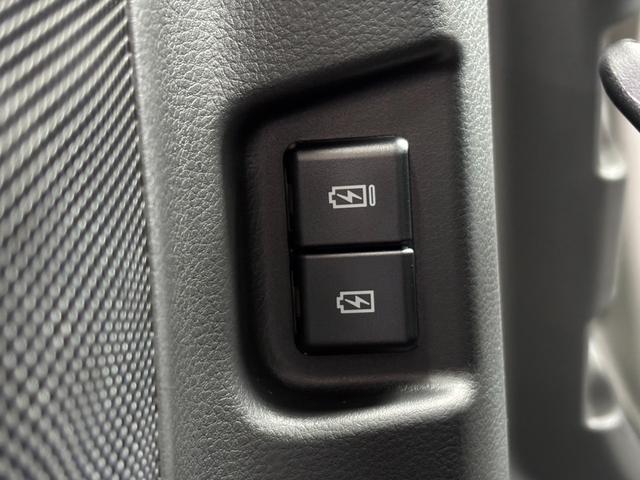 スペーシアギア ハイブリッドＸＺ　ターボ　ターボ・４ＷＤ・届出済未使用車・ハイブリッド・パドルシフト・オットマン・両側パワースライド・電動パーキング・ＵＳＢ・ステアリングヒーター・シートヒーター・ＬＥＤヘッド・フォグ・シーリングファン（41枚目）