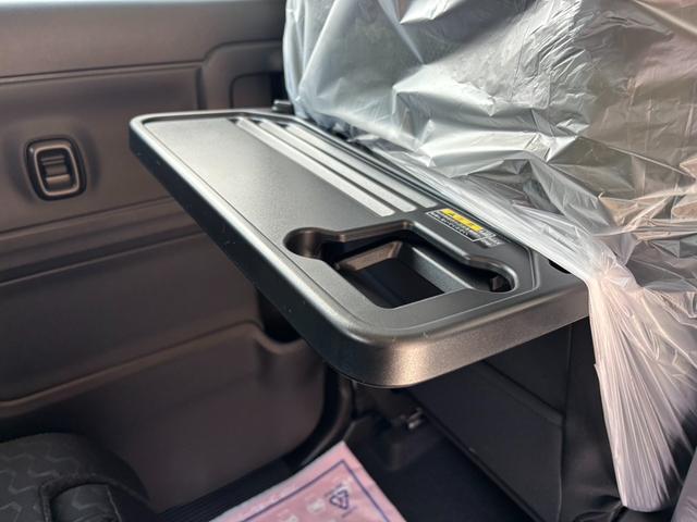 スペーシアギア ハイブリッドＸＺ　ターボ　ターボ・４ＷＤ・届出済未使用車・ハイブリッド・パドルシフト・オットマン・両側パワースライド・電動パーキング・ＵＳＢ・ステアリングヒーター・シートヒーター・ＬＥＤヘッド・フォグ・シーリングファン（45枚目）