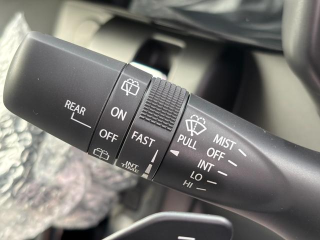 スペーシアギア ハイブリッドＸＺ　ターボ　ターボ・４ＷＤ・届出済未使用車・ハイブリッド・パドルシフト・オットマン・両側パワースライド・電動パーキング・ＵＳＢ・ステアリングヒーター・シートヒーター・ＬＥＤヘッド・フォグ・シーリングファン（66枚目）