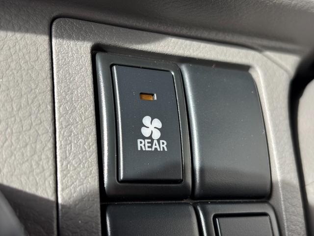 リアヒーターもついてます！