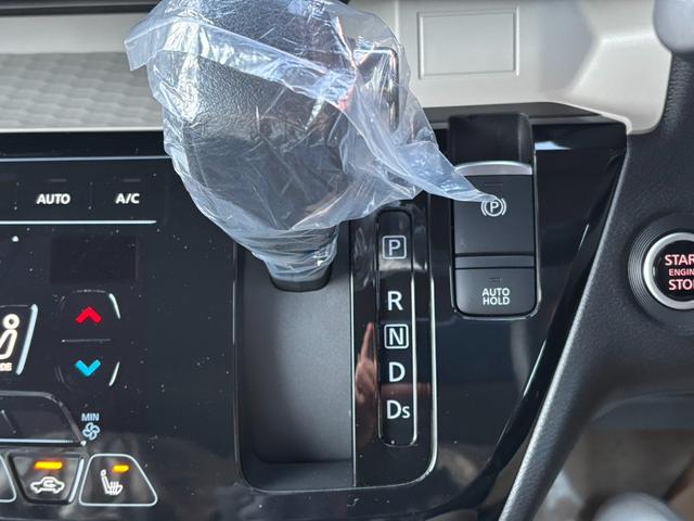 デリカミニ T プレミアム リミテッドエディション 届出済未使用車・ターボ・両側電動・4WD・マイパイロット・マルチアラウンドモニター・ハンドルヒーター・シートヒーター・ハイブリッド・スマートキー・LEDヘッド・サーキュレーター・シートバックテーブル(62枚目)